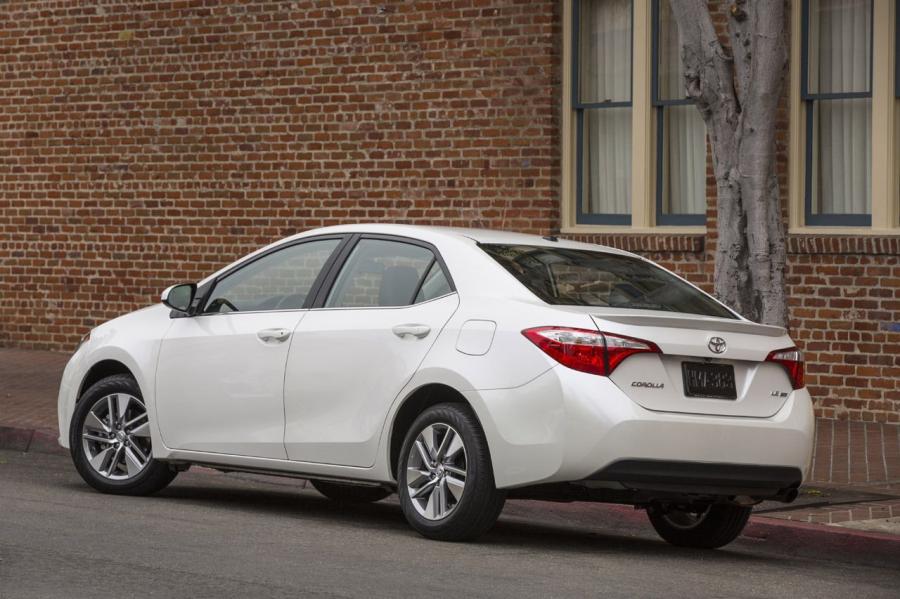  Toyota Corolla 2014 года  (фото 132 из 212)